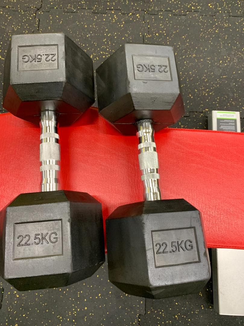 30％割引販売　22.5kg ラバーヘックスダンベル　２個