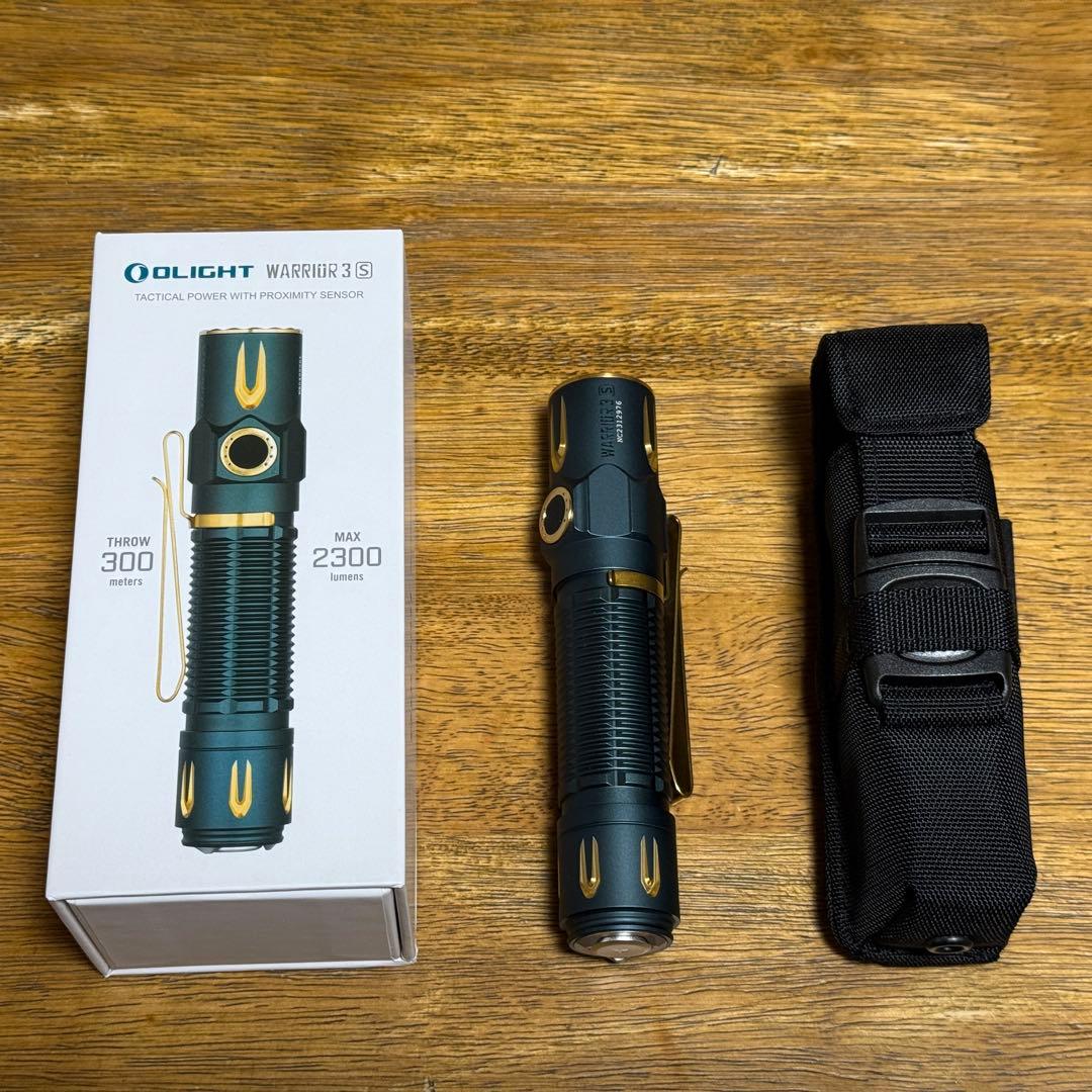 OLIGHT(オーライト) WARRIOR 3S エルフブルー - メルカリ