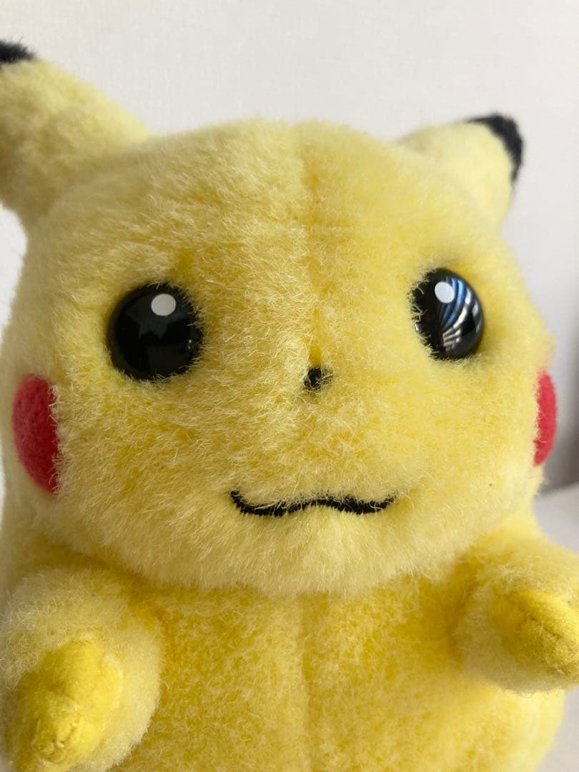 TOMY ピカチュウ ポケモン 初期 ぬいぐるみ