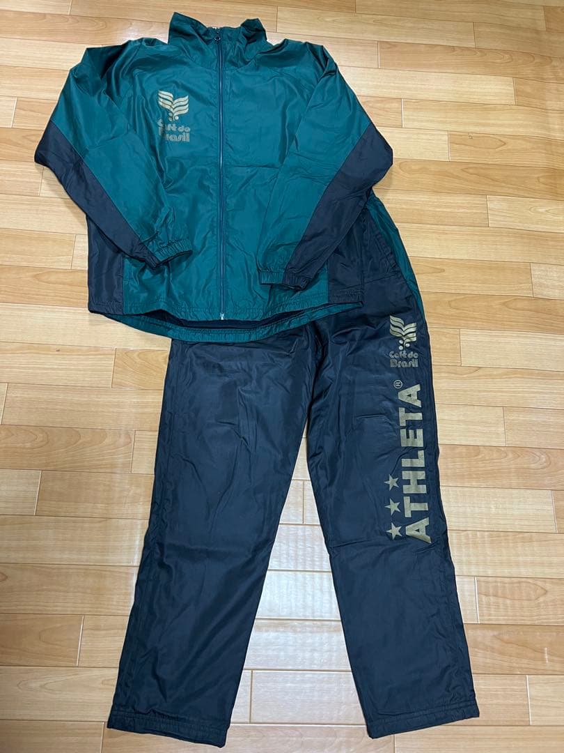 ATHLETA】 ピステ上下 セット - メルカリ