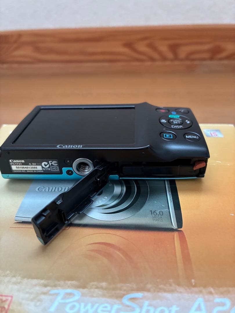 完品美品】Canon A2400 IS ブルー 動作OK - メルカリ