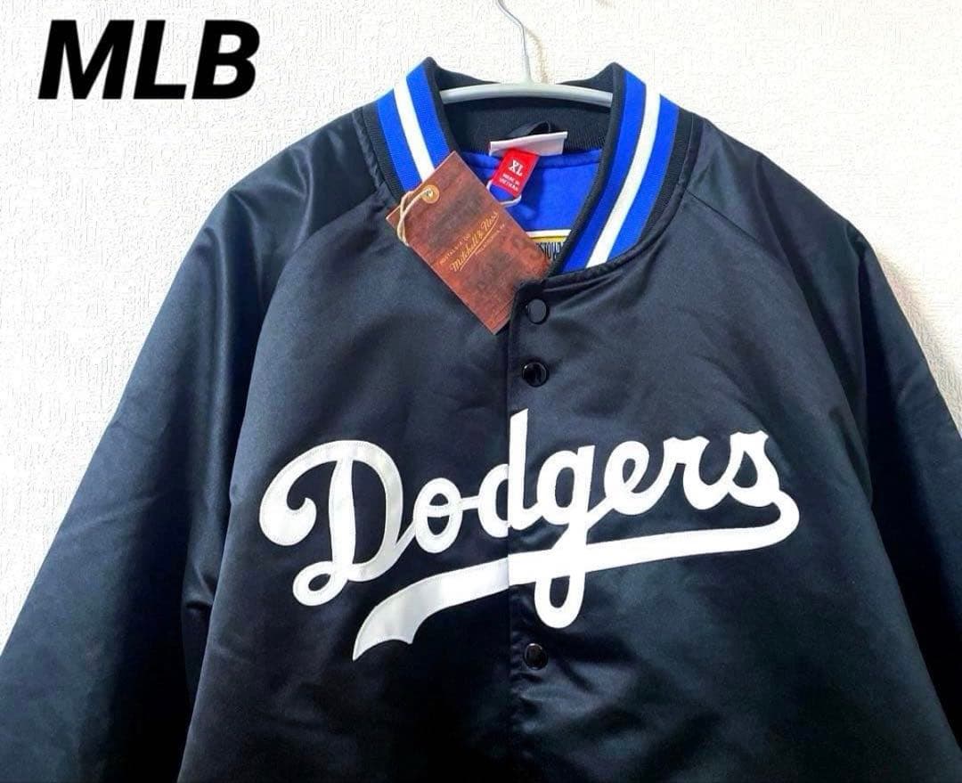 ドジャース スタジャン　ミッチェル＆ネス Dodgers L (XL相当) 黒 LA Dodgers M&N Lightweight Satin Jacket Black - The Locker Room of
