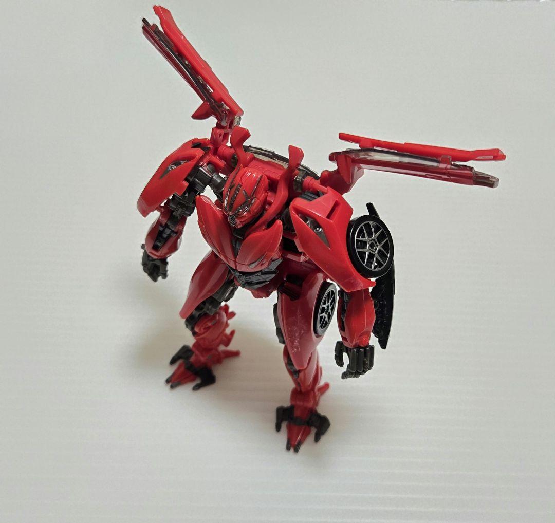 トランスフォーマー　スタジオシリーズ　ディーノ