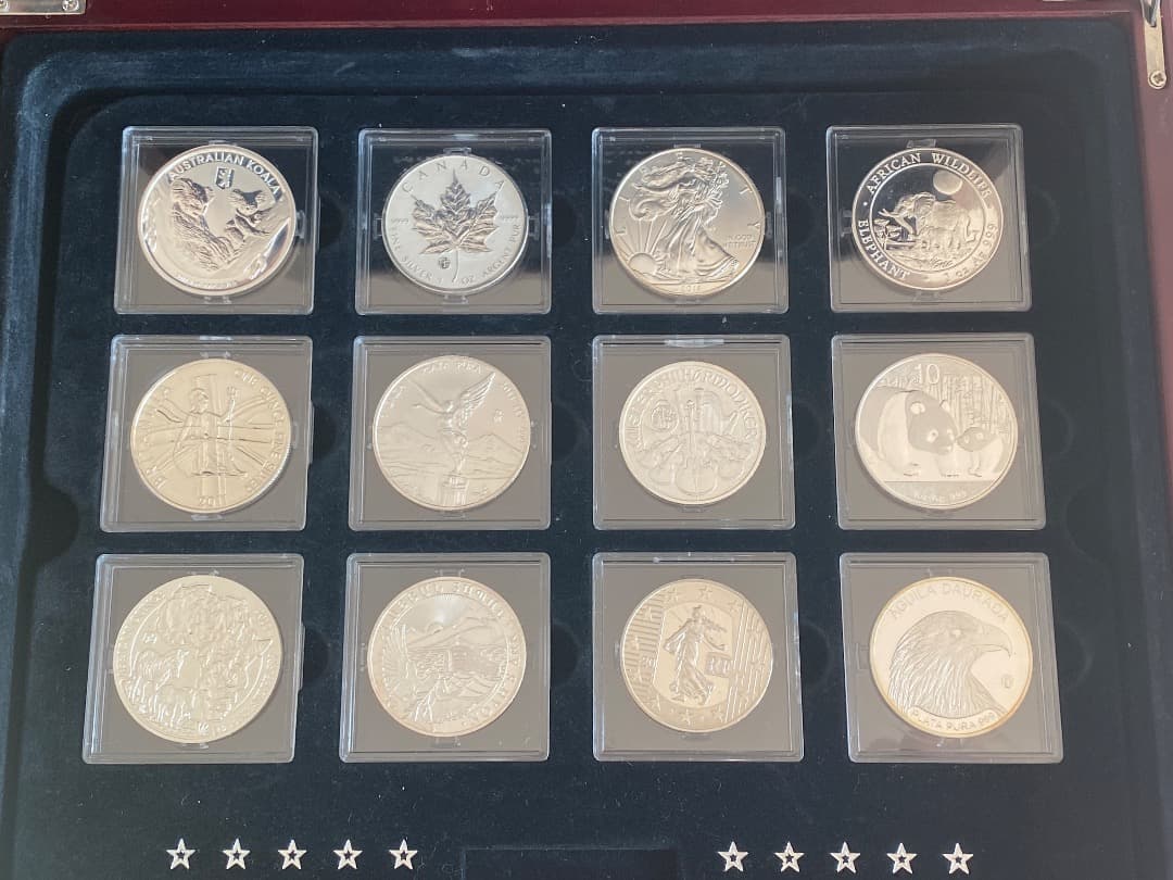 レア‼️2011年 ロイヤル カナディアン ミント ファビュラス15 銀貨セット レア‼️2011年 ロイヤル カナディアン ミント ファビュラス15 銀貨