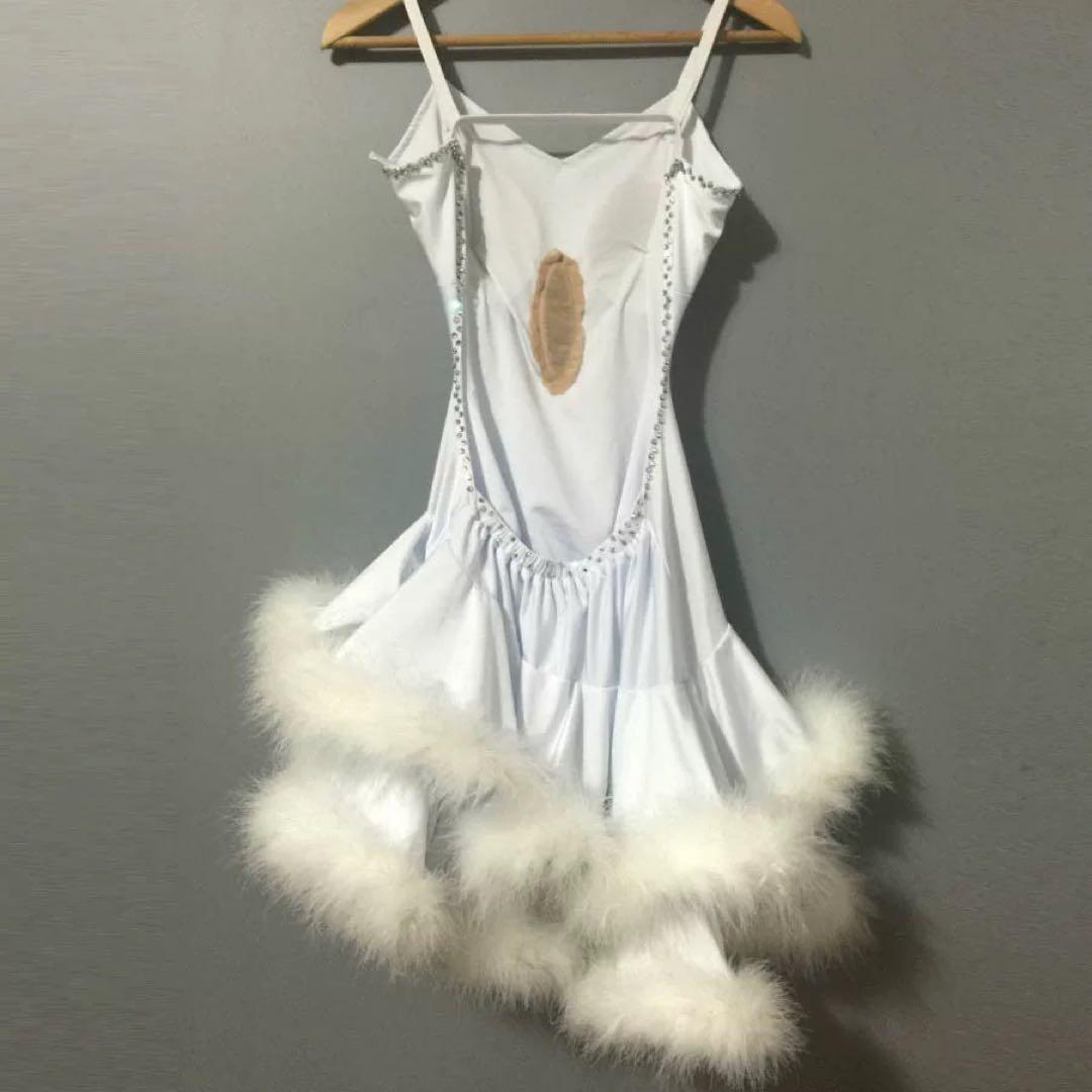 白いダンスドレス ビーズ装飾付き 社交ダンス用