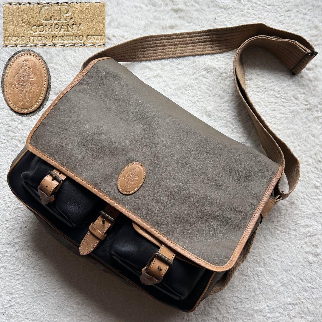 【80s 激レア】シーピーカンパニー メッセンジャーバッグ ロゴパッチ レザー 80s 激レア】シーピーカンパニー メッセンジャーバッグ ロゴパッチ