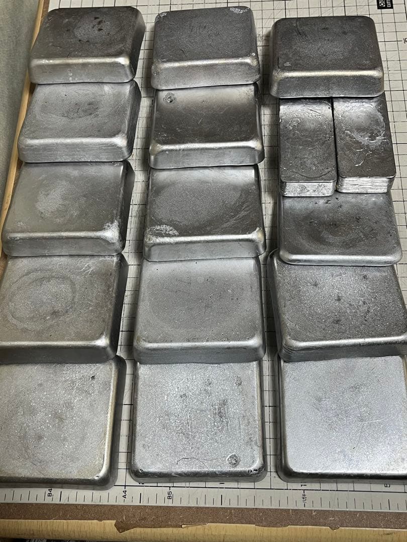 ▷▷ 溶解用として、鉛の塊！鉛インゴット？　20.217kg