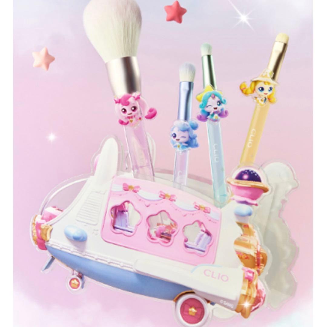 韓国限定　CLIO ティニピン　メイクブラシセット　宇宙船　クリオ　ハチュピン