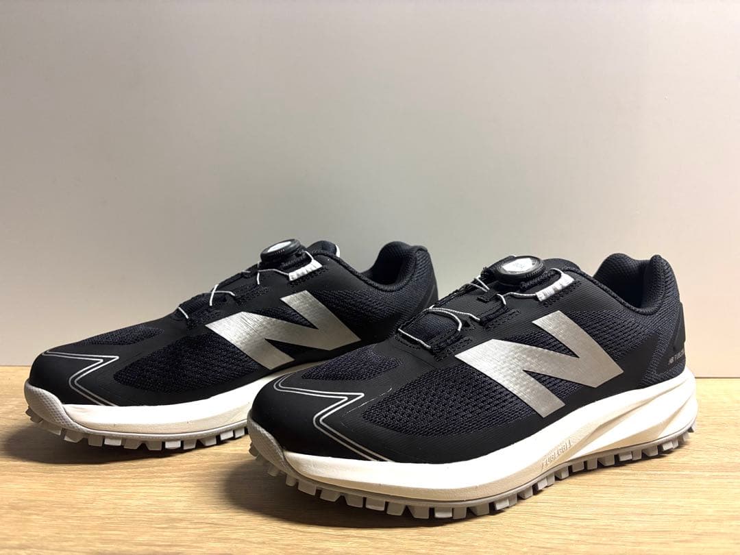未使用 25.5cm 2E ニューバランスゴルフシューズUGS1001Fブラック