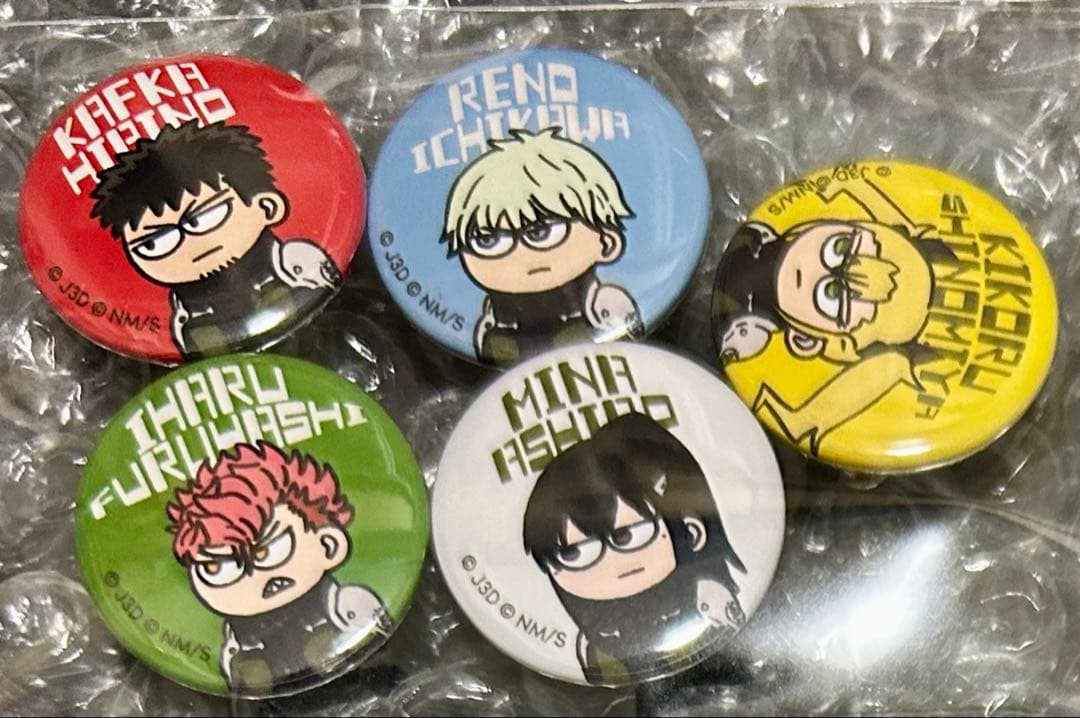 怪獣8号　缶バッジ　まとめ売り　54個　美品