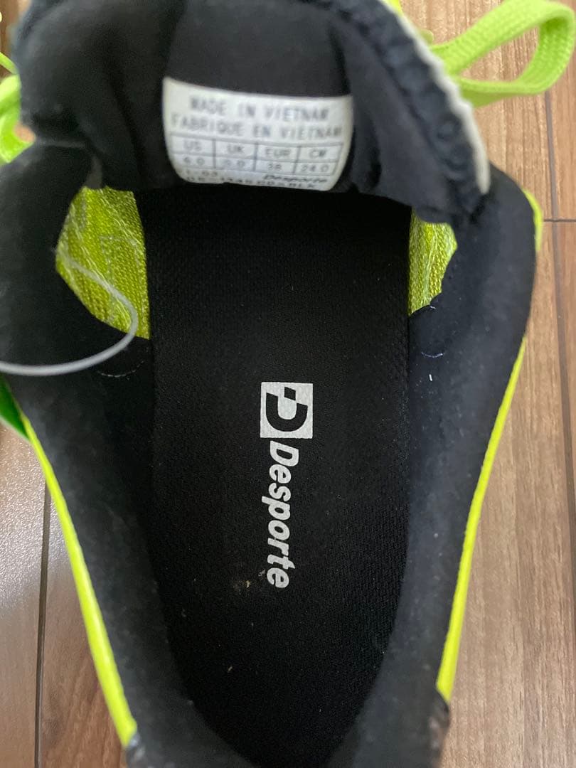 フットサルシューズ　デスポルチ　24.0cm