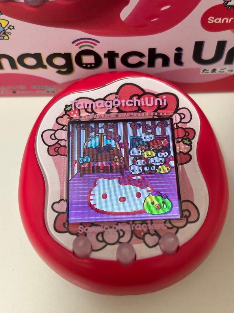 Tamagotchi Uni ハローキティ 赤