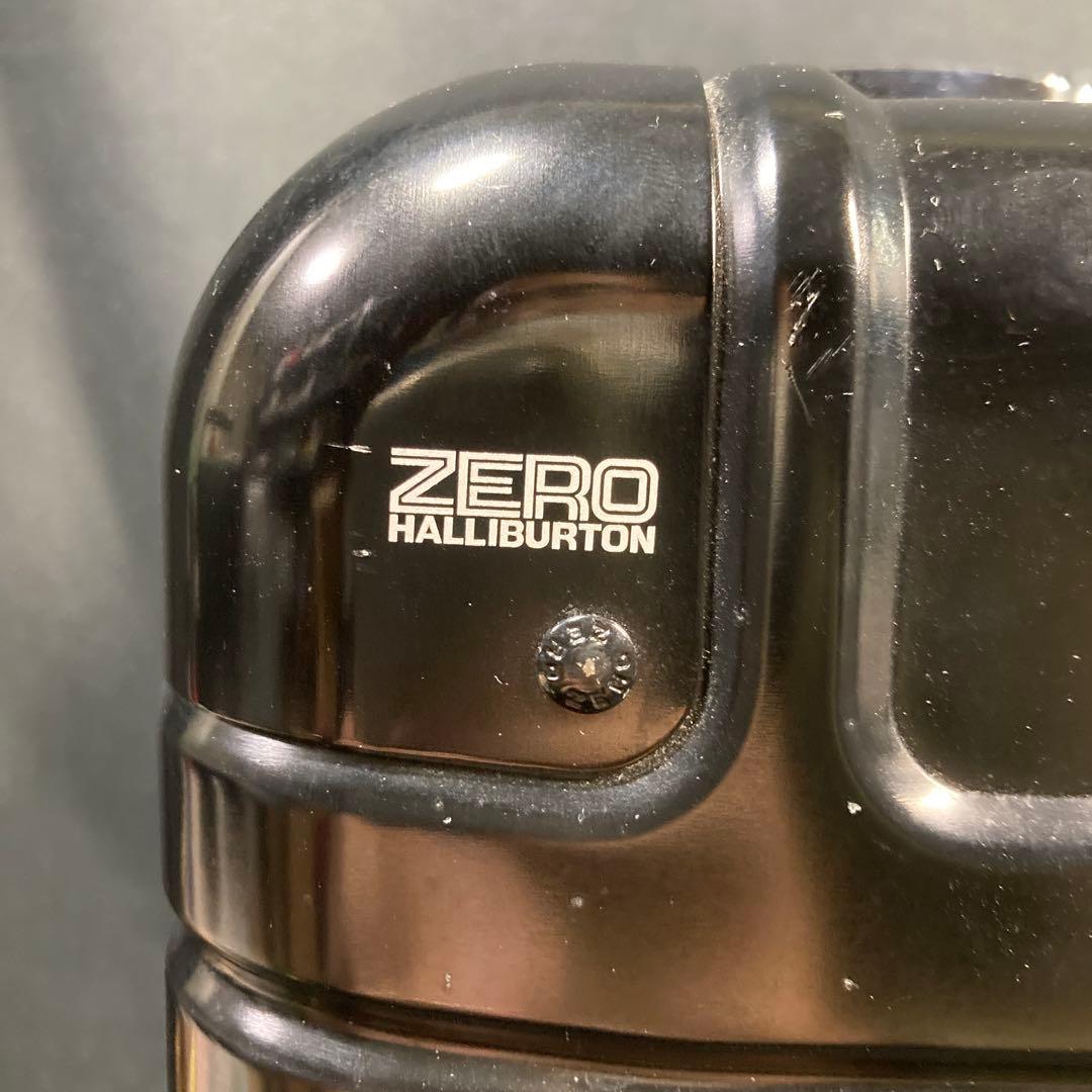 《ゼロハリバートン》キャリーケース ブラック 2輪 鍵なし