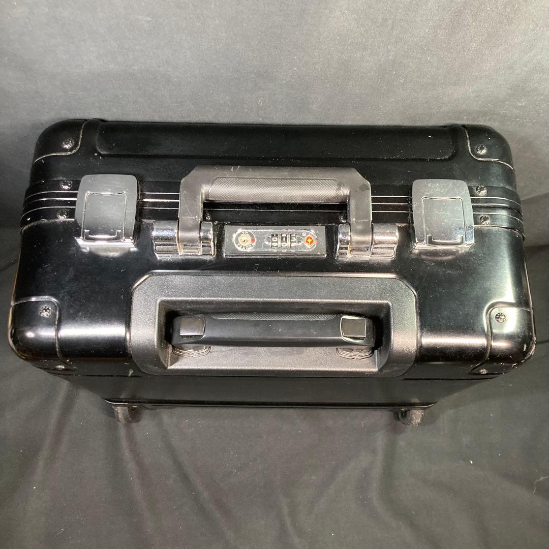 《ゼロハリバートン》キャリーケース ブラック 2輪 鍵なし