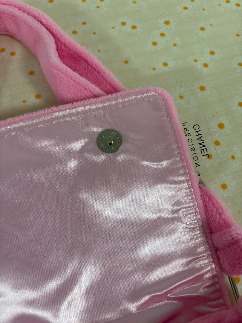 ピンク ふわふわ ショルダーバッグ BTSテテ着用　パイル生地