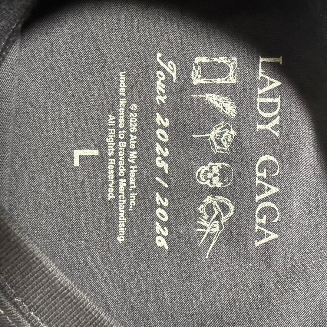 Lady Gaga Abracadabra Tシャツ グレー