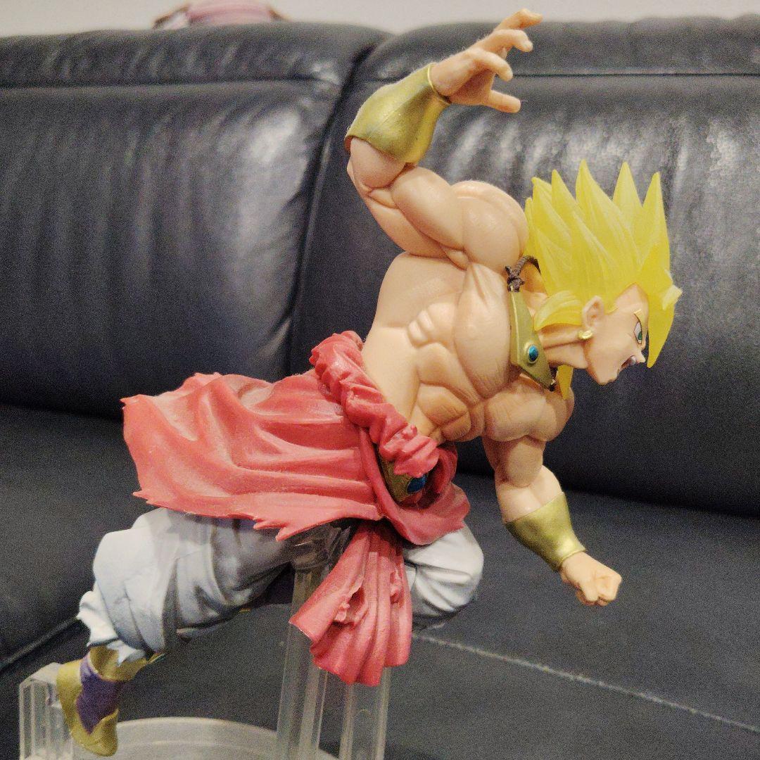 ブロリーとゴジータブルー二品