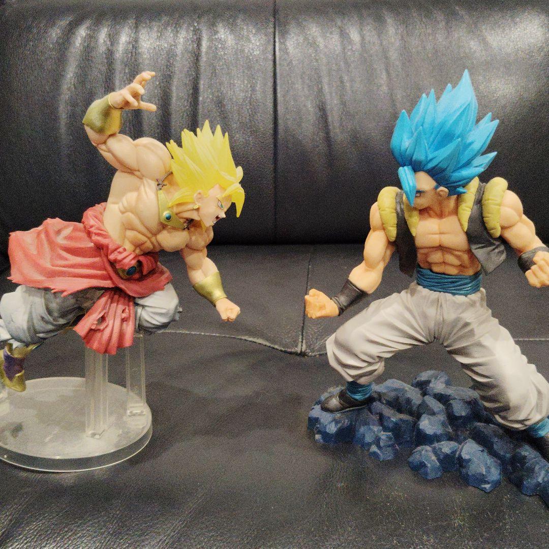 ブロリーとゴジータブルー二品