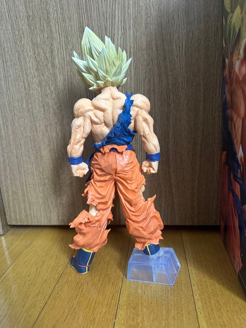 ドラゴンボール　一番くじ　オムニバスブレイブ　超サイヤ人孫悟空C賞