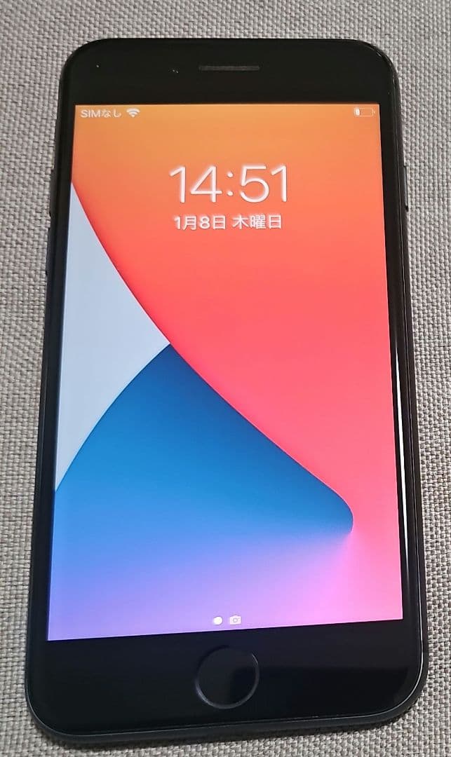 iPhone8 64GB 海外版 シャッター音無し 中古