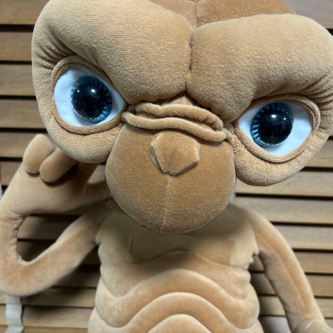 トイザらス限定20周年記念 E.T. ぬいぐるみ - メルカリ