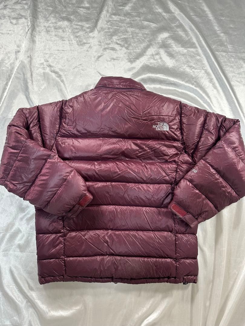 THE NORTH FACE ヌプシ ダウンジャケット ケンダルジェンナー着用