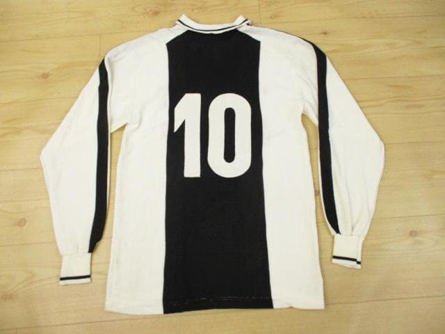 UDINESE  ZICOジーコ選手用 1983/1984 ウディネーゼ File:Coppa Italia 1983-84 - Triestina vs Udinese - Zico e Franco