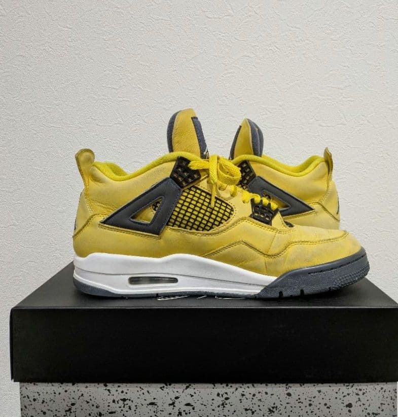 靴 Nike Air Jordan 4 \"Tour Yellow\" 27.5cm