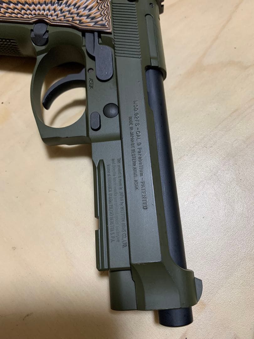 レア物WAウェスタンアームズベレッタM9A1 G10グリップ オリーブ色