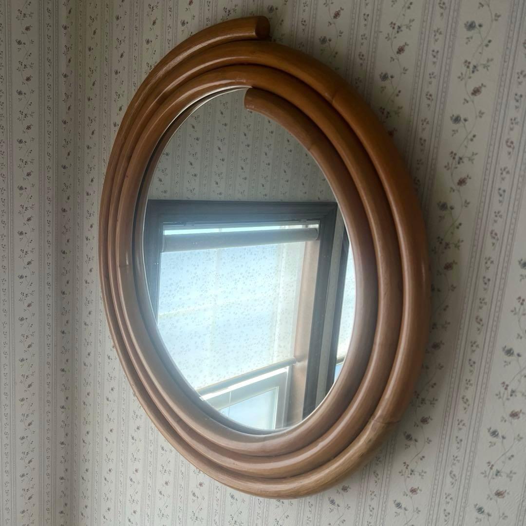 ラタン　籐家具　ウォールミラー 壁掛け鏡丸型　オールドラタン　ヴィンテージ ラタンミラー ミラー 鏡 姿見 壁掛け ウォールミラー 丸型 円型 ラタン