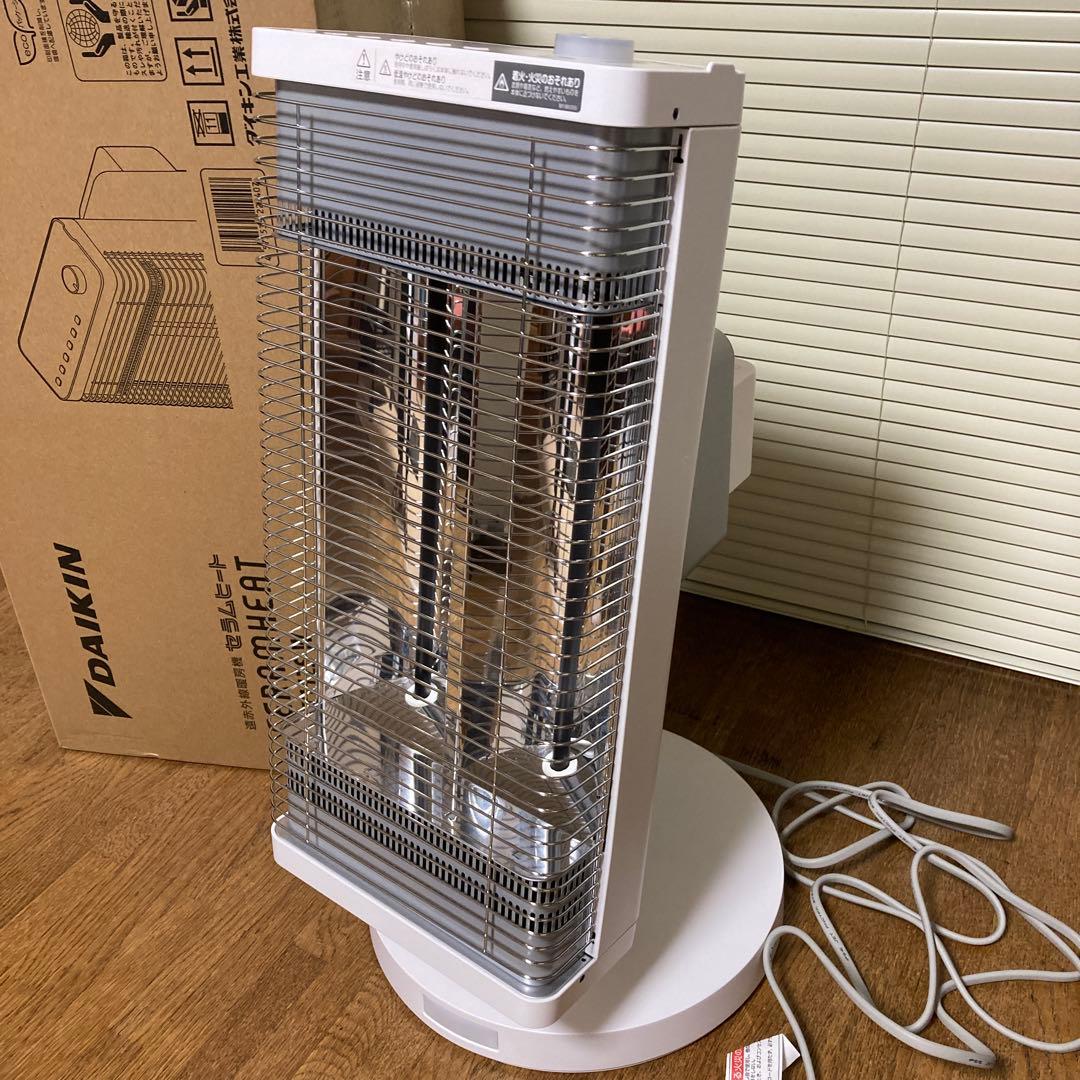 む*む様 DAIKIN 遠赤外線暖房機 セラムヒート ERFT11ZS-W 20 ダイキン DAIKIN 【アウトレット】遠赤外線暖房機 セラムヒート（外装