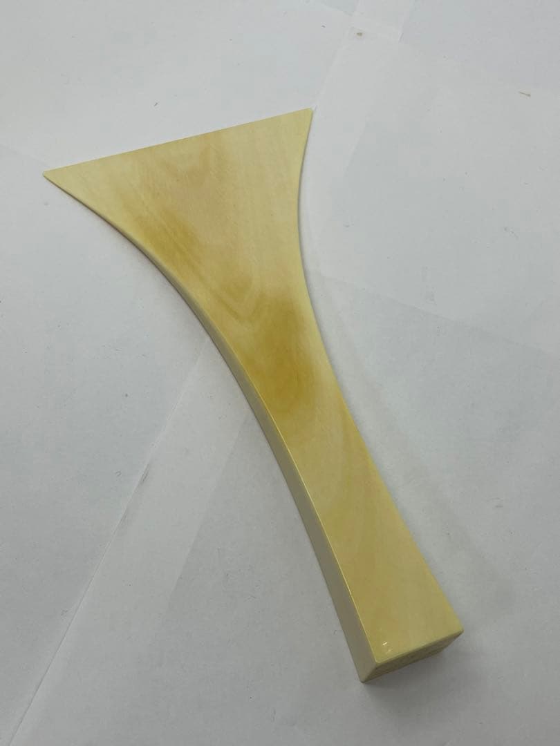 ヴィンテージ  天然素材　バチ　重さ約　112.5g　#724