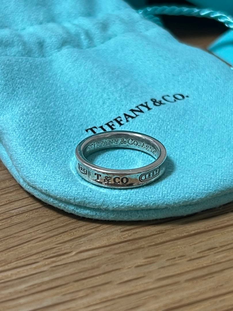 【正規品】Tiffany & Co. 925 シルバーリング　箱、ケース付き 極美品 鏡面仕上げ TIFFANY&Co ティファニー アトラス リング 9号