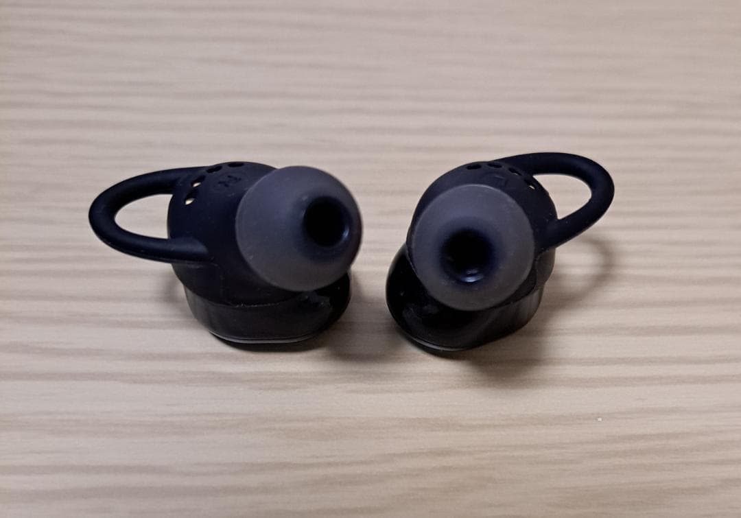 にじさんじ 三枝明那 コラボ イヤホン