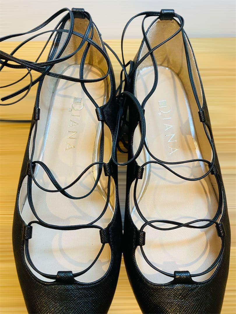美品】DIANAレースアップパンプス黒23.5cm ポインテッドトゥ即購入OK