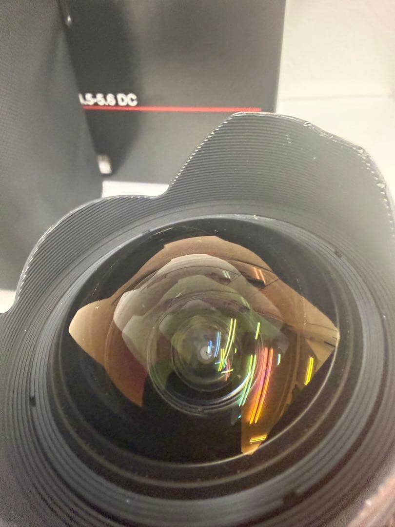 SIGMA 8-16mm F4.5-5.6 DC 超広角ズームレンズ ケース付