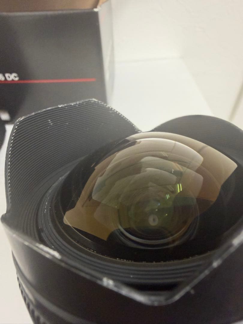 SIGMA 8-16mm F4.5-5.6 DC 超広角ズームレンズ ケース付