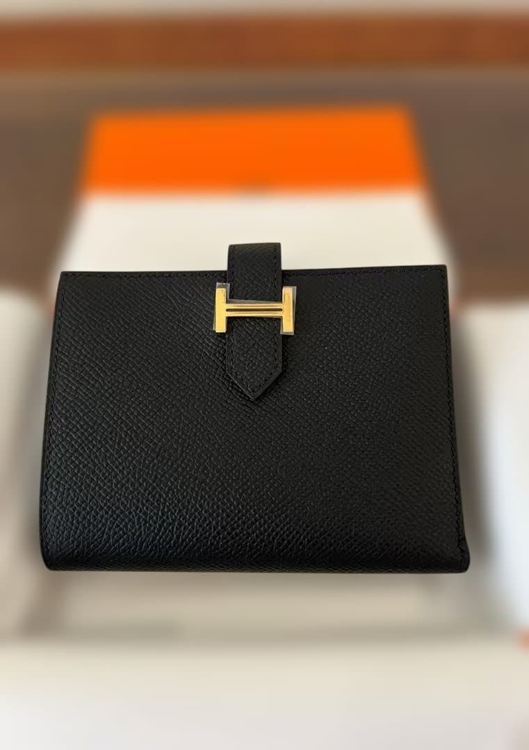美品 べアンコンパクト B刻 ブラック HERMES（エルメス） 【新品未使用】エルメス ベアンコンパクト