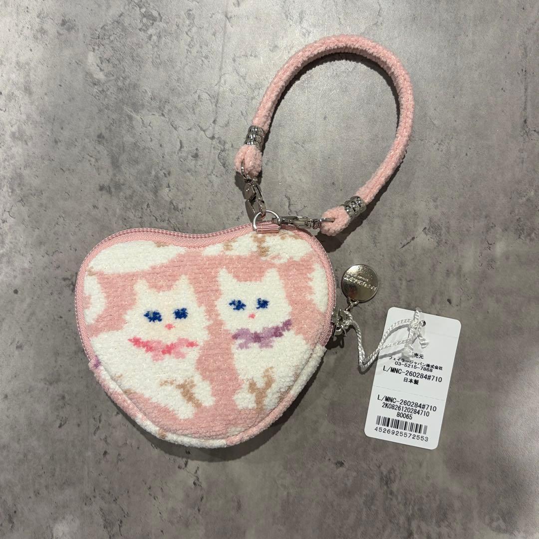 フェイラー モフモフネコチャン ハート型ポーチ - メルカリ