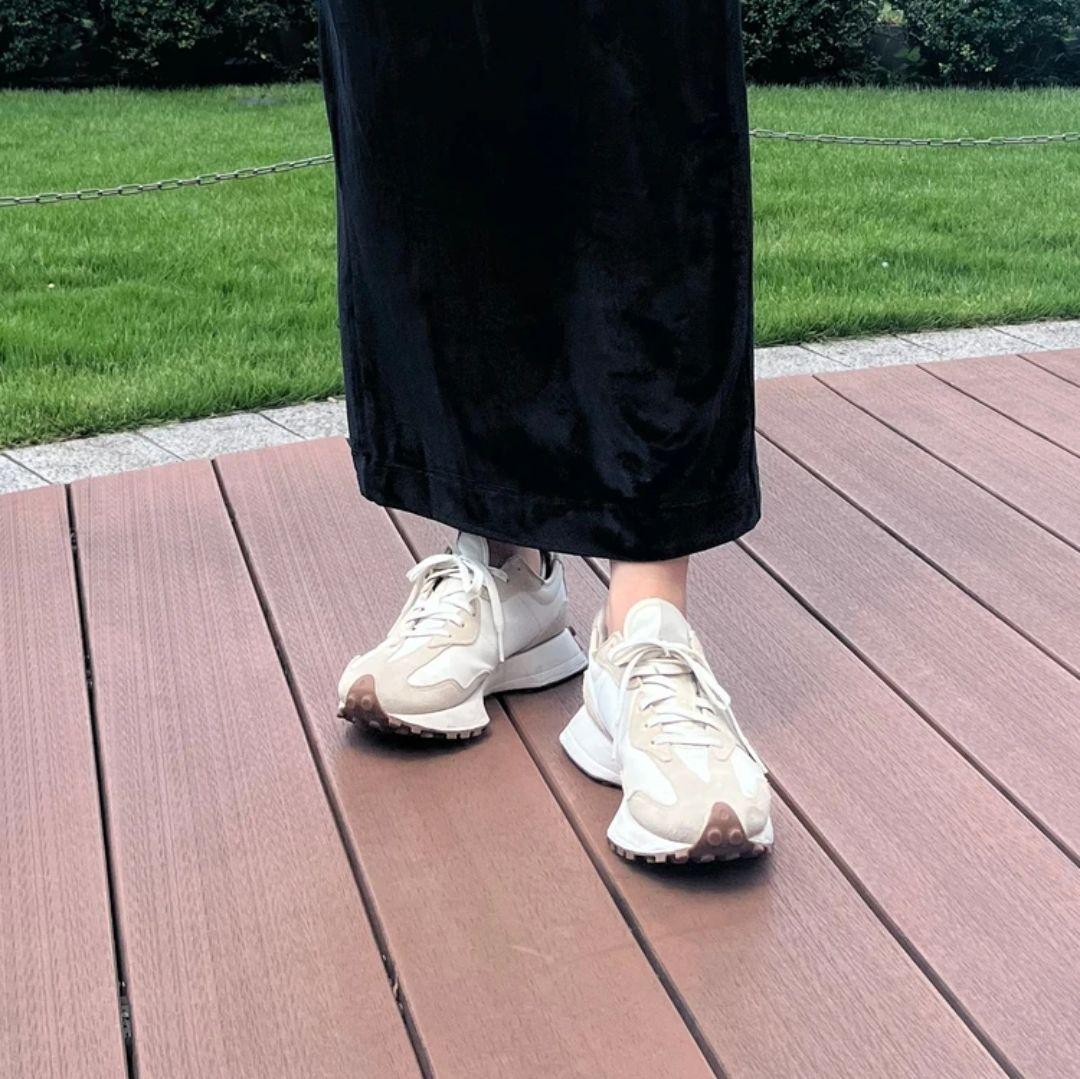 ★特価　新品 ニューバランス　スニーカー　U327　24.0cm　送料込