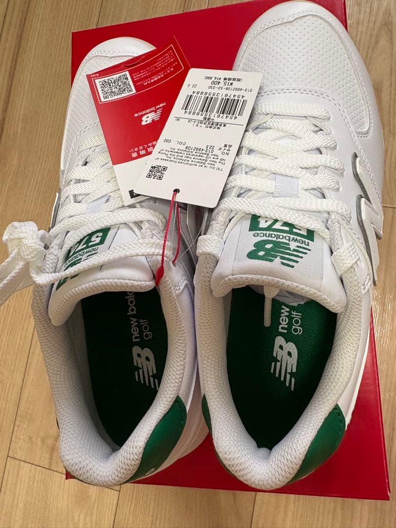 ニューバランス　新品未使用　22.5cm 2E レディース　ゴルフシューズ