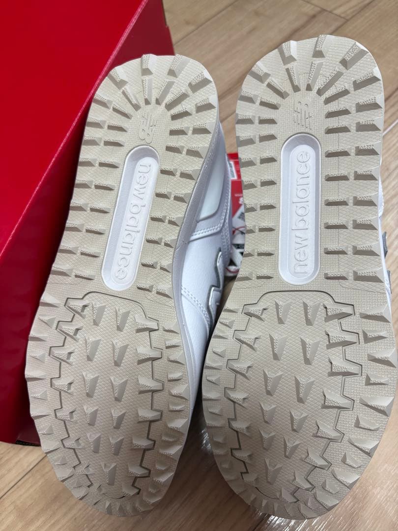 ニューバランス　新品未使用　22.5cm 2E レディース　ゴルフシューズ