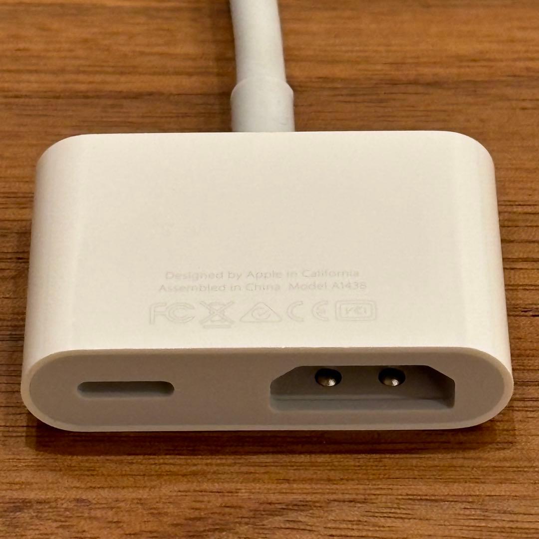 Apple純正 Lightning-Digital AVアダプタ HDMI 変換 - メルカリ