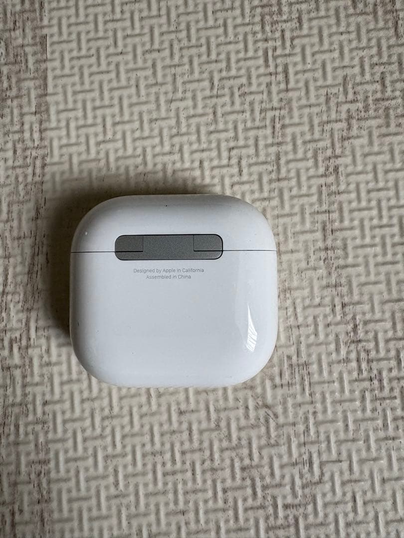 AirPods4 右耳なし - メルカリ