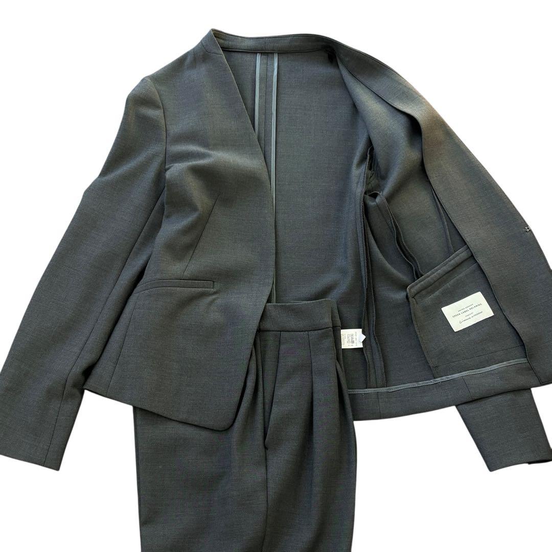 極美品 グリーンレーベル ノーカラー パンツスーツ38 グレー 洗える