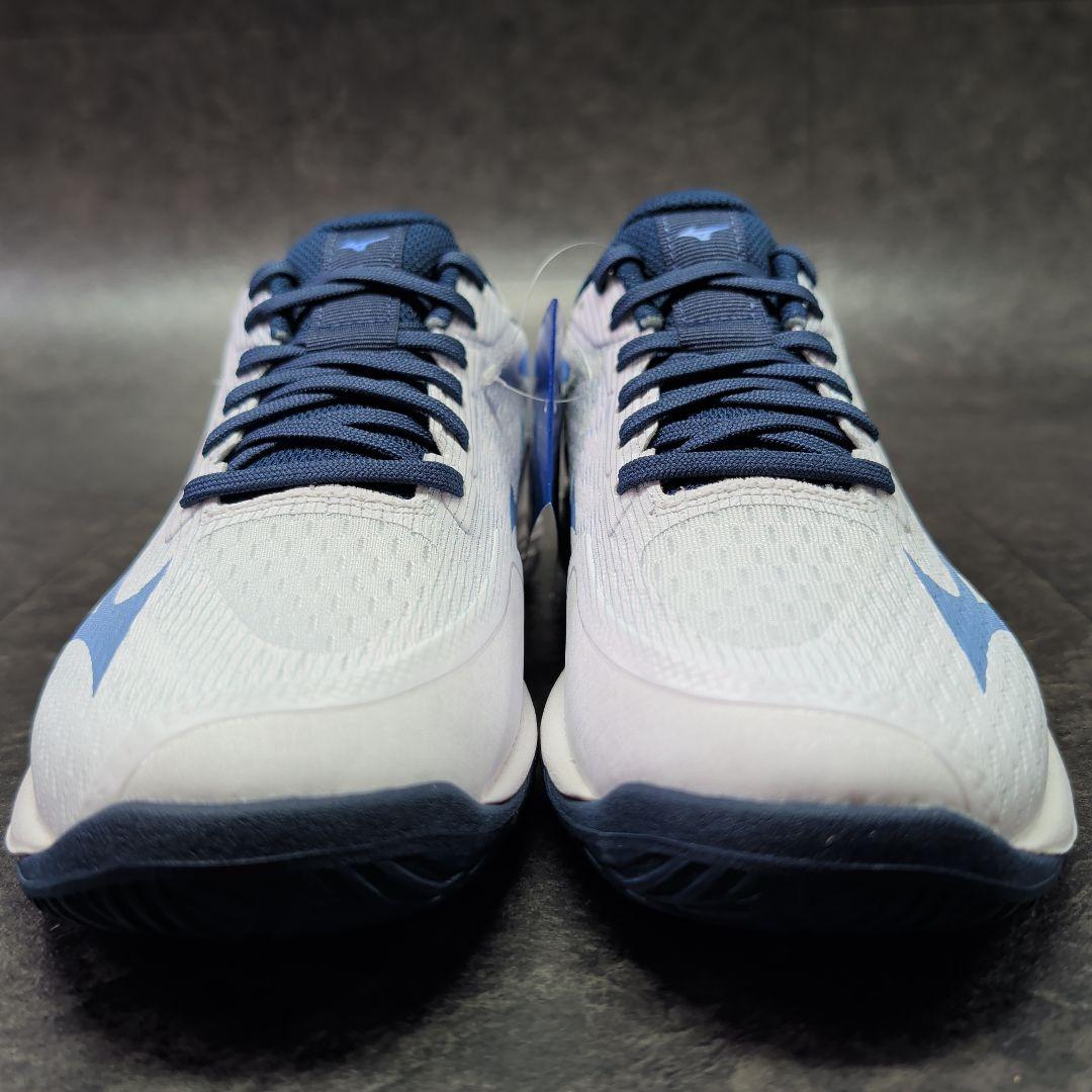 ミズノ　バレーボールシューズ　ライトニングセレクト　23.5cm　新品