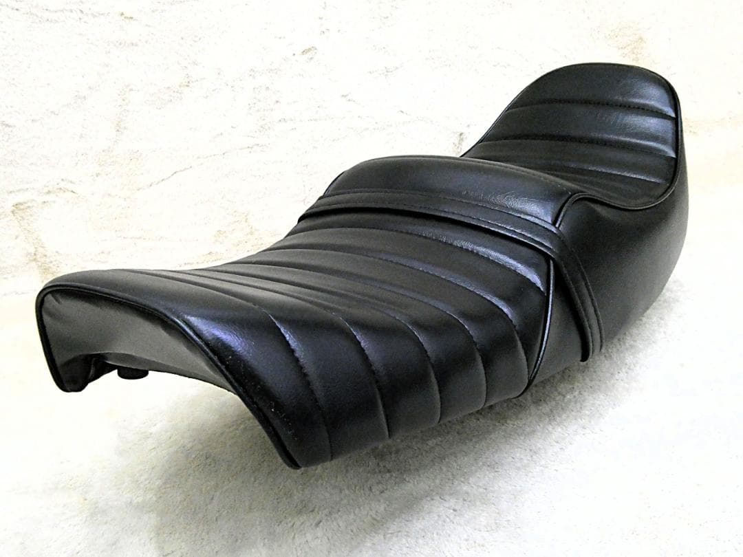 GT380 黒皮 ちょび三段シート /15cm 前期 後期GT550 - メルカリ