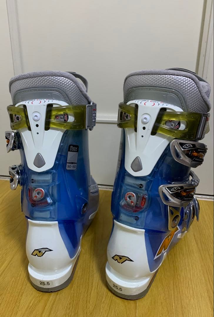 【NORDICA美品】ゲレンデで1回使用 女性用ブーツ25〜25.5cm