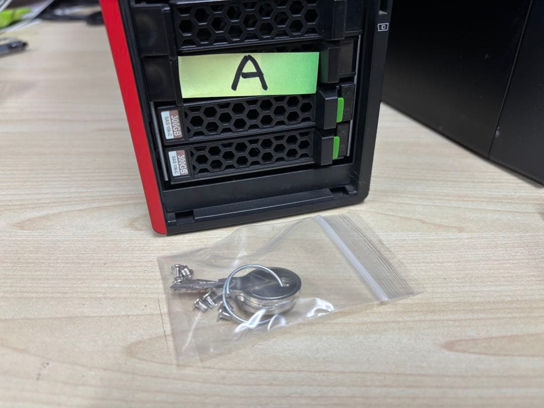 富士通コンパクトサーバー PRIMERGY TX1320 M3 ジャンク品 2台 - メルカリ