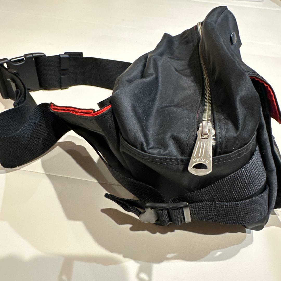 極美品】 PORTER ボディバッグ エルファイン ウエストバッグ 黒 赤